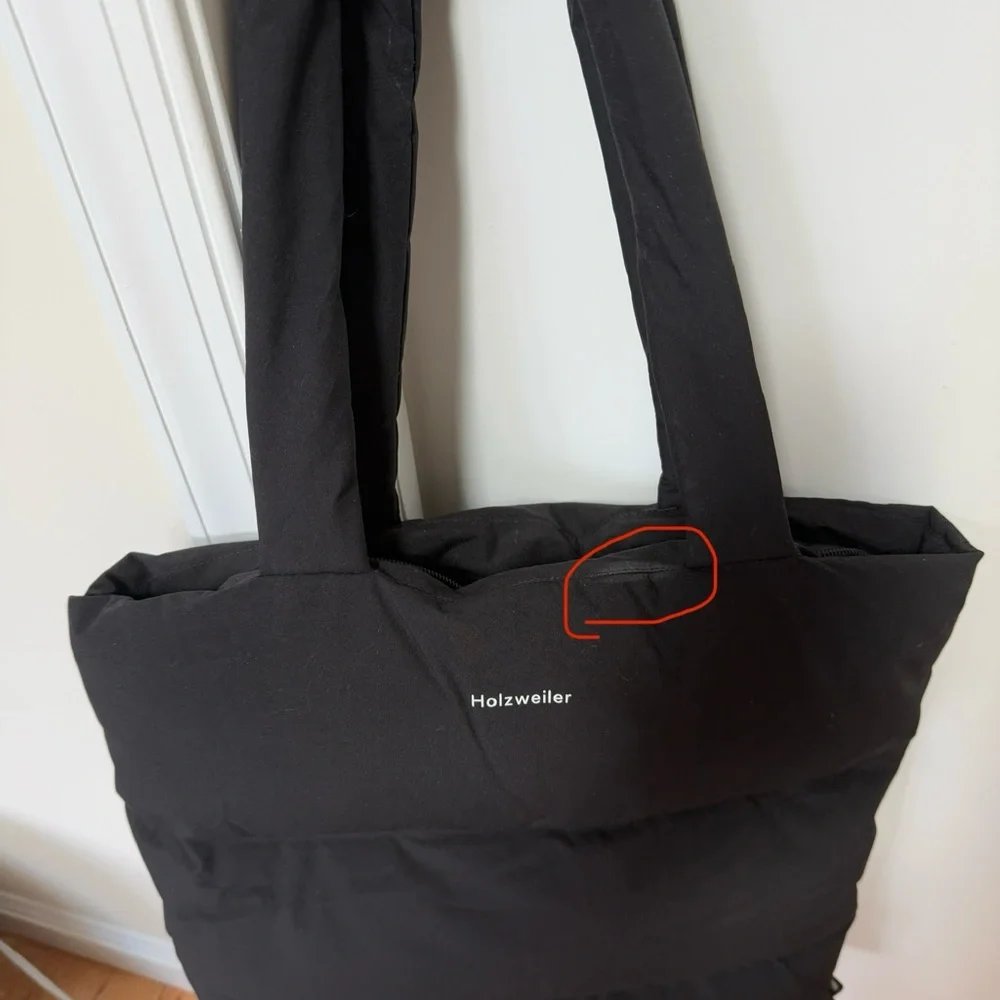 HOLZWEILER Ulriken Black Tote Bag - Picture 7 of 8